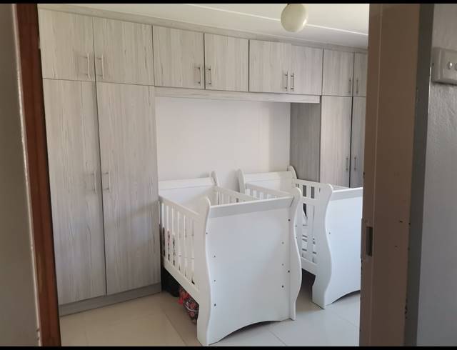 3 BEDROOM HOUSE FOR SALE IN CLAYFIELD